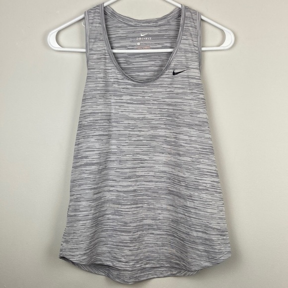 Nike Dri-Fit Running/Workout Top - Picture 1 of 3